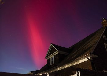 Dónde y cuándo podrías ver la aurora boreal esta semana