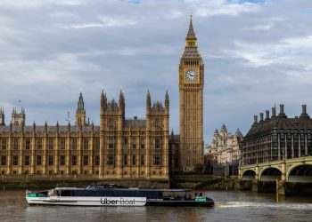 Se encuentran artefactos de 6.000 años de antigüedad debajo del Parlamento del Reino Unido