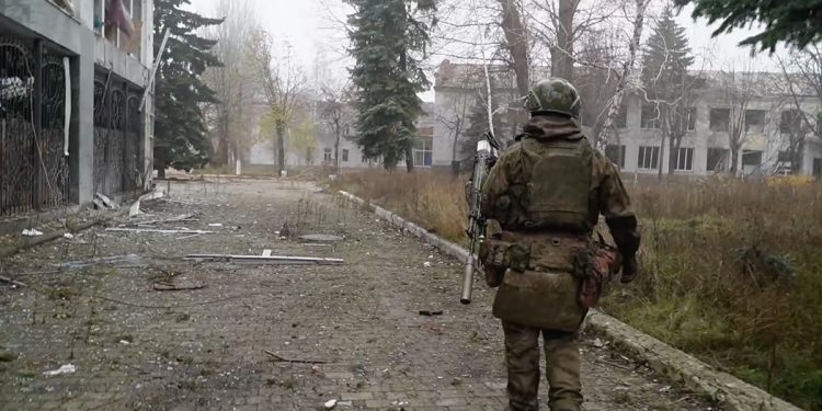 En mensaje a Trump, el principal general de Ucrania ataca la narrativa del campo de batalla del Kremlin – POLITICO