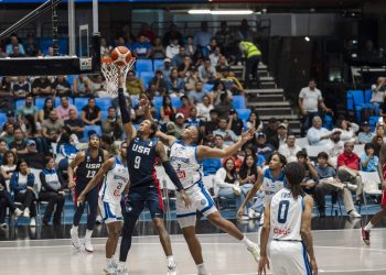 El equipo de EE. UU. avanza en la clasificación para la Copa del Mundo mientras MarJon Beauchamp defiende la convocatoria de la NBA