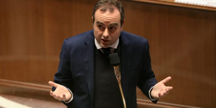 El primer ministro francés obtiene una gran victoria mientras el presupuesto de seguridad social supera un obstáculo importante – POLITICO