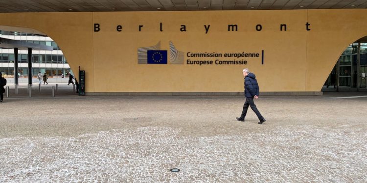 Bélgica dice que el plan de activos rusos 'está retrocediendo' antes de la cumbre de la UE – POLITICO