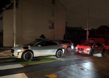 Un corte de energía paraliza los robotaxis de Waymo cuando se apaga el semáforo