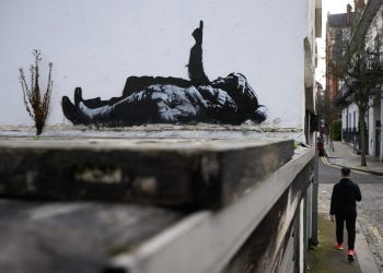 El último mural de Banksy es un desgarrador mensaje navideño