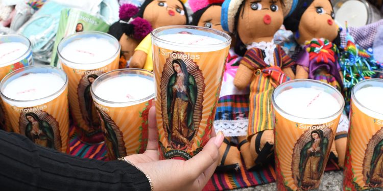 Celebración a la Virgen de Guadalupe moviliza a familias, comerciantes y devotos en la capital