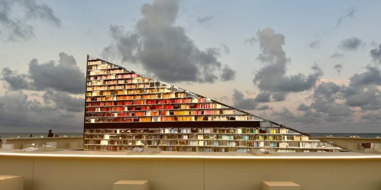 Lectura en la playa y cosas para los pies