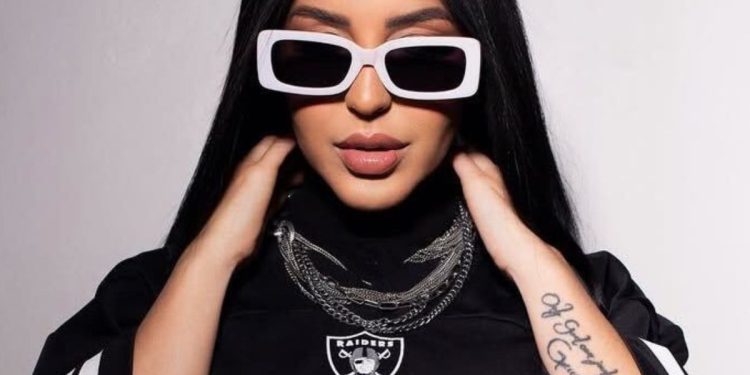 México se une a Estados Unidos para sancionar a DJ venezolana vinculada al Tren de Aragua