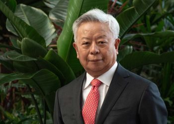 El presidente del BAII, Jin Liqun, habla sobre las cambiantes necesidades de infraestructura para la revolución de la IA