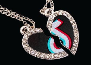 Niños y adolescentes influyentes en Australia dicen 'adiós' a las redes sociales