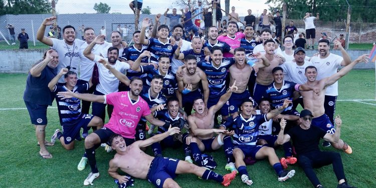 Acassuso hizo historia y ascendió a la Primera Nacional :: Olé