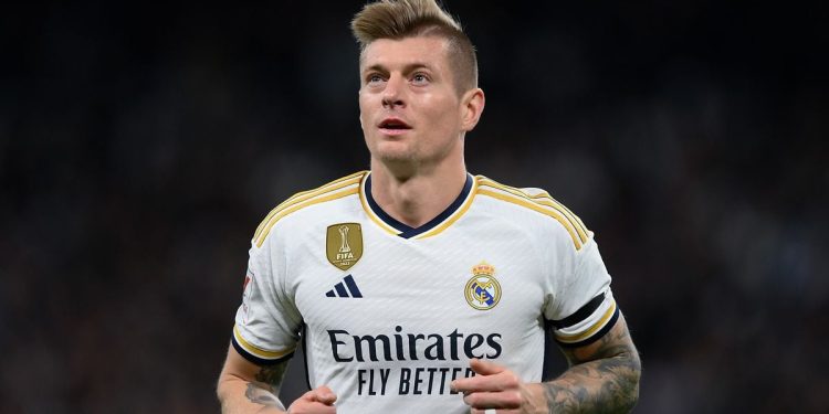Toni Kroos sale en defensa de Xabi Alonso y su continuidad en el Real Madrid