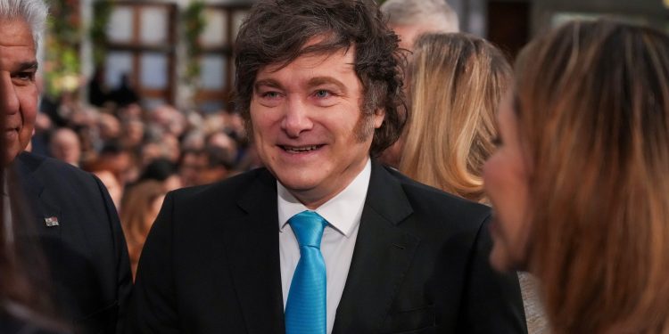 «Cumplimos todas las promesas de campaña y estamos empezando a crecer»