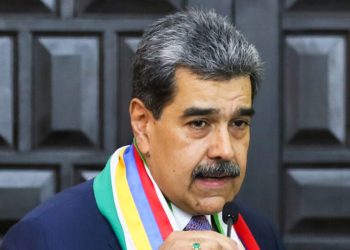 Nicolás Maduro pide apoyo de fuerzas colombianas en plena tensión con EE.UU.