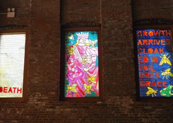 Disfrutando de la luz del Tarot del Vitral de Raúl de Nieves