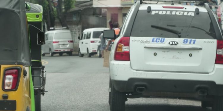 Asesinan a una mujer dentro de un chifa de Pascuales: atacante dejó panfletos con amenazas en el local | Seguridad | Noticias