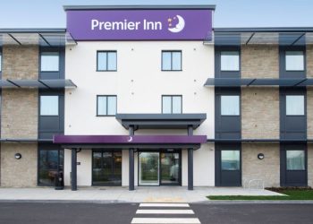 El inversor activista Corvex desafía al propietario del Premier Inn por un plan de 4.000 millones de dólares
