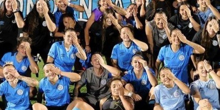 Belgrano hizo historia: campeón del Torneo Femenino y el efusivo festejo de Luis Artime :: Olé