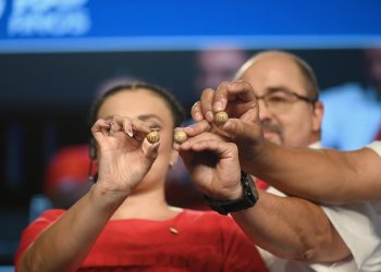 Gordo Navideño 2025: Ya salen los tres premios principales, revisa números y series