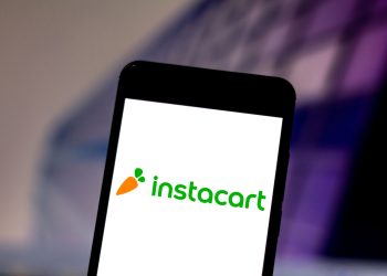 Instacart ordenó reembolsar 60 millones de dólares a los clientes en un acuerdo de la FTC por tarifas ocultas y trampas de suscripción