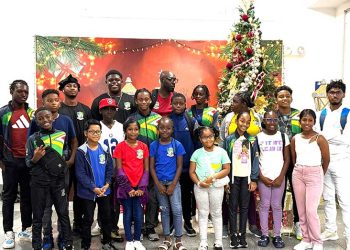 Rebel Tennis Club triunfa en el Jingle Ball Open y el Torneo Junior en Santa Lucía