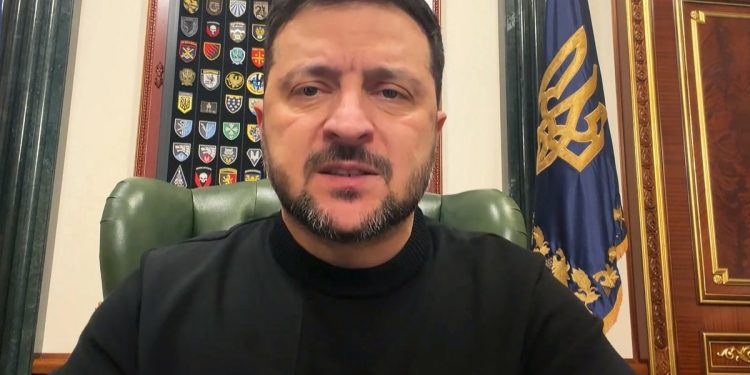 Zelensky está abierto a retirar tropas para una zona desmilitarizada en Ucrania en un nuevo plan de paz