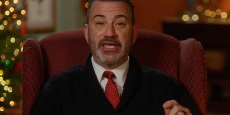 Jimmy Kimmel lanza ataque a Trump en mensaje navideño