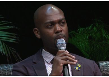 Shallow no buscará un tercer mandato en CWI