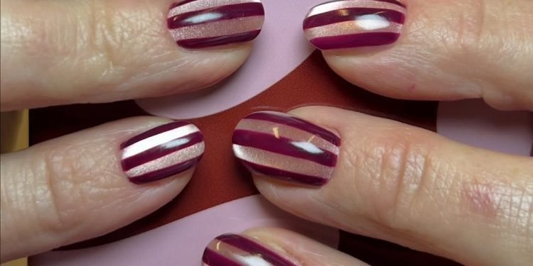 21 elegantes tendencias de diseño de uñas de invierno que se inspiran en la temporada