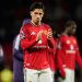 Con Lisandro Martínez titular y capitán, Manchester United empató con el peor equipo de la tabla :: Olé