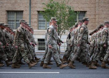 Importante proyecto de ley bipartidista del Congreso limitaría los recortes de tropas en Europa y Corea del Sur