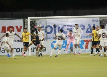 Liberia vs. Alajuelense: Fernando Lesme pone a ganar a los pamperos