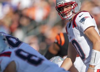 Resultados de la Semana 15 de la NFL, actualizaciones en vivo: inactivos, clasificaciones de playoffs, predicciones, probabilidades y últimas noticias