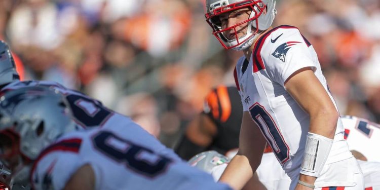 Resultados de la Semana 15 de la NFL, actualizaciones en vivo: inactivos, clasificaciones de playoffs, predicciones, probabilidades y últimas noticias