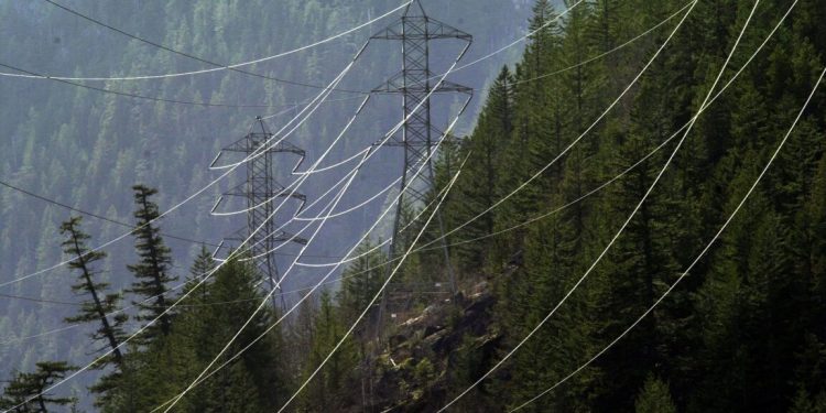 El secretario de energía de Trump ordena que una planta de carbón del estado de Washington permanezca abierta