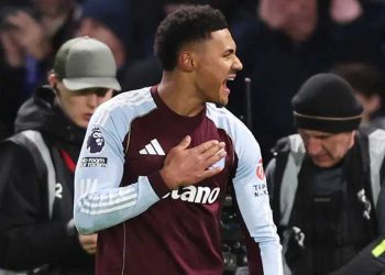 El súper suplente Watkins anota dos goles y Villa vence al Chelsea