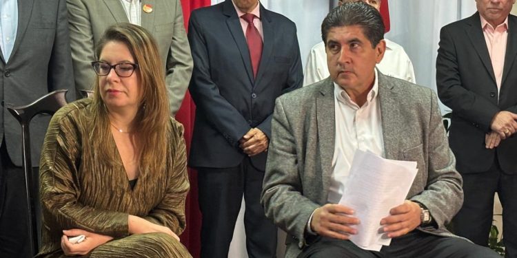 Calderonismo anuncia adhesión a la candidatura presidencial de Claudia Dobles