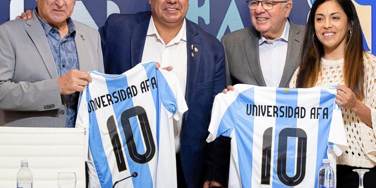 la influencia de Javier Faroni en los negocios culturales de Chiqui Tapia