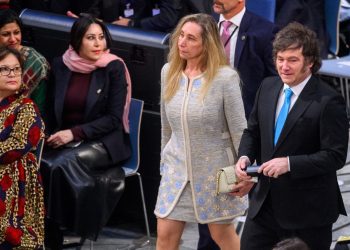 Javier Milei defendió a Karina de las acusaciones de corrupción, y ratificó su alineamiento con EE.UU. frente al eje Rusia-China