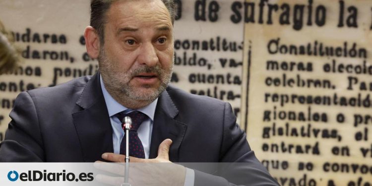 El PP cita a Ábalos el 8 de enero en el Senado para que «responda por todo lo que sabe sobre Pedro Sánchez»