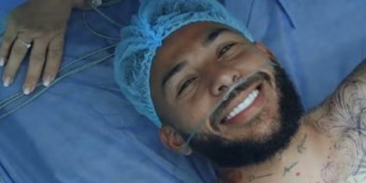 Duván Vergara tuvo en vilo a los hinchas de Racing por un tatuaje que le llevó nueve horas :: Olé