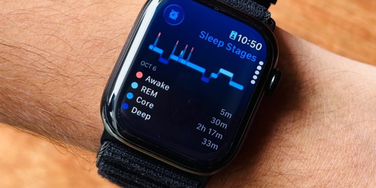 Odiaba dormir con mi Apple Watch, pero la ciencia me hizo cambiar de opinión de dos maneras