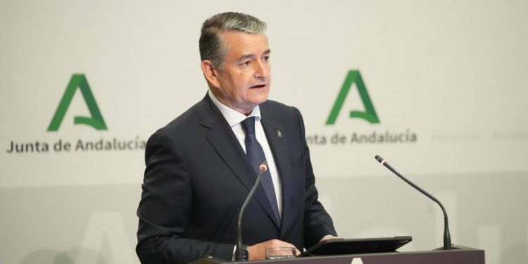 Diagnóstico precoz, genético y telemedicina: así es el nuevo plan andaluz de enfermedades raras