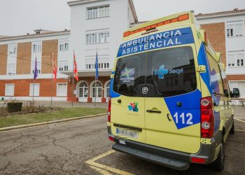 Castilla y León refuerza el transporte sanitario con 14 nuevas ambulancias y bases de operación