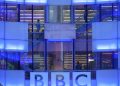 El gobierno británico respalda a la BBC mientras Trump la demanda por miles de millones – POLITICO