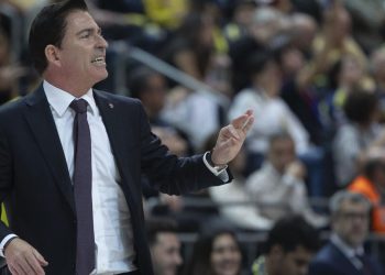 El Barça es el primero que asalta la cancha del Surne Bilbao