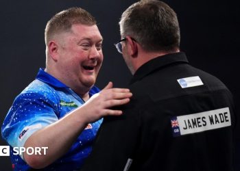 Campeonato Mundial PDC: Ricky Evans vence a James Wade y David Munyua sale en segunda ronda