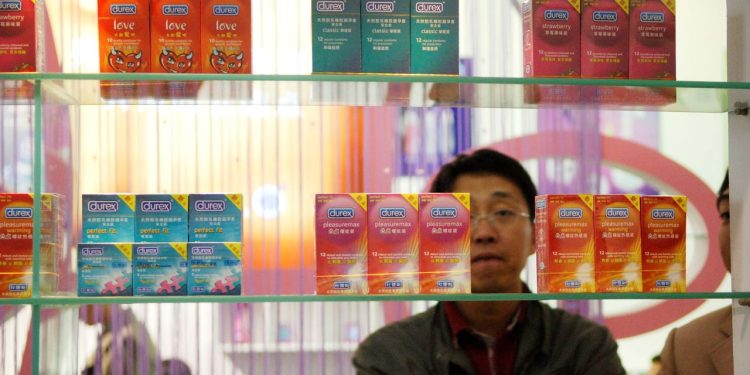 China gravará los anticonceptivos en un intento por mejorar las tasas de natalidad