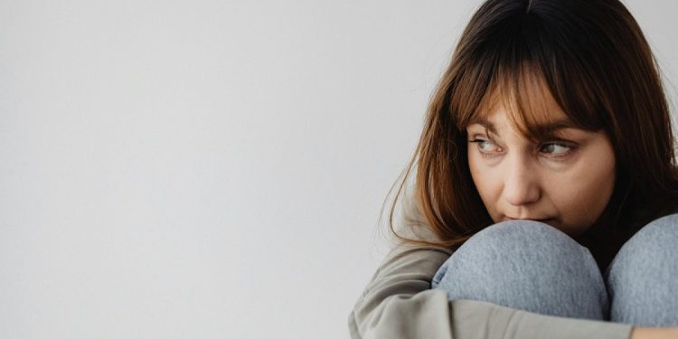 7 cosas que una persona que pasa por un duelo no quiere escuchar