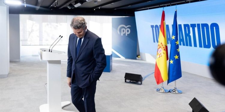 Es Navidad ya Feijóo le toca hacer de populista