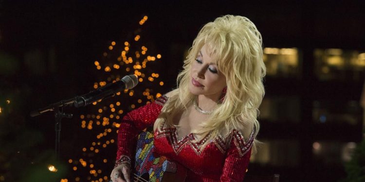 Por qué Dolly Parton es la verdadera reina de la Navidad (y no Mariah Carey)